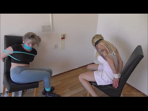 ❤️ Dependentă / legată și cu căluș / domnișoară în primejdie ☑ at ro.villagesexvideos.ru ❤