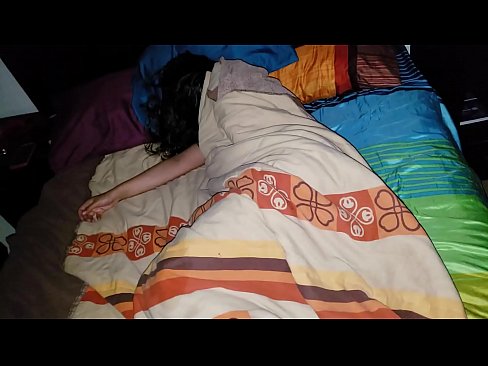 ❤️ Fiul vitreg care își ceartă tânăra mamă vitregă în timp ce ea doarme. ☑ at ro.villagesexvideos.ru ❤